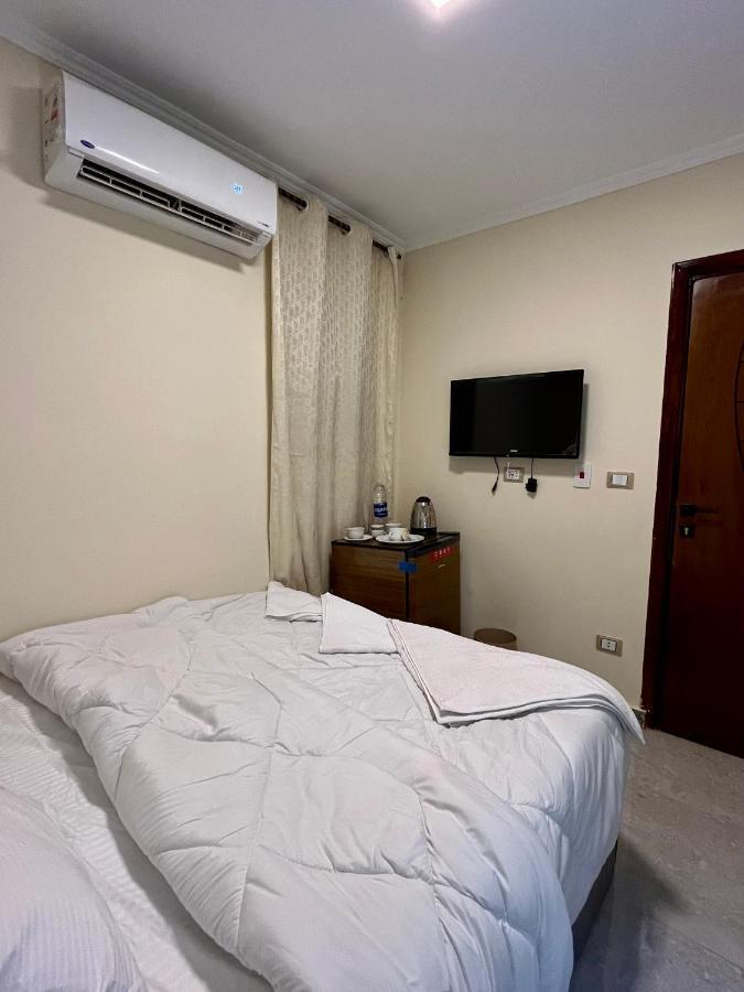 Pyramids Pride Inn Kafret el-Gabal Eksteriør billede